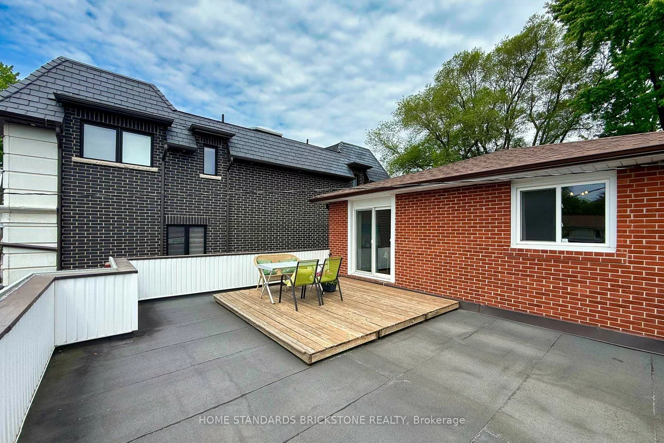 60, Madawaska, Newtonbrook East, Toronto
