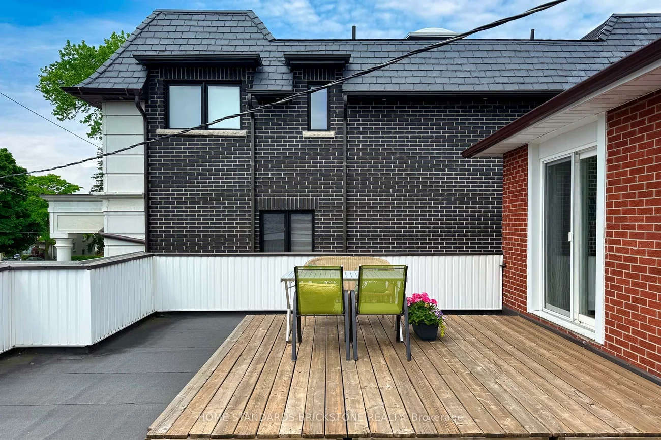 60, Madawaska, Newtonbrook East, Toronto