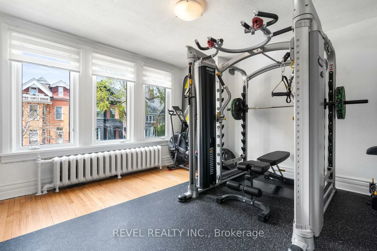 29, Shannon, Trinity-Bellwoods, Toronto