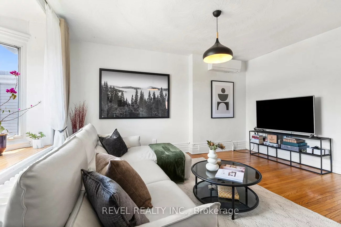 29, Shannon, Trinity-Bellwoods, Toronto