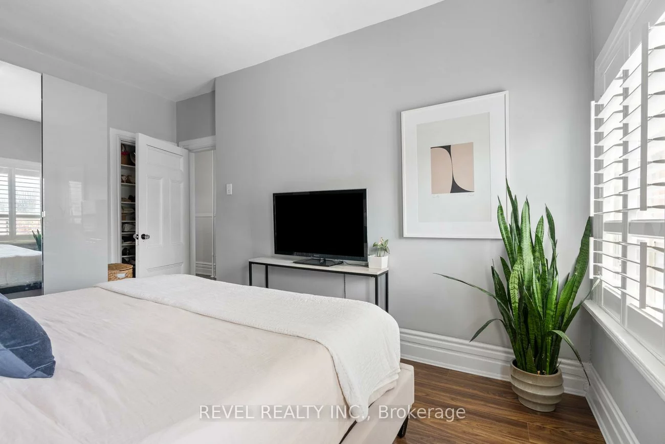 29, Shannon, Trinity-Bellwoods, Toronto
