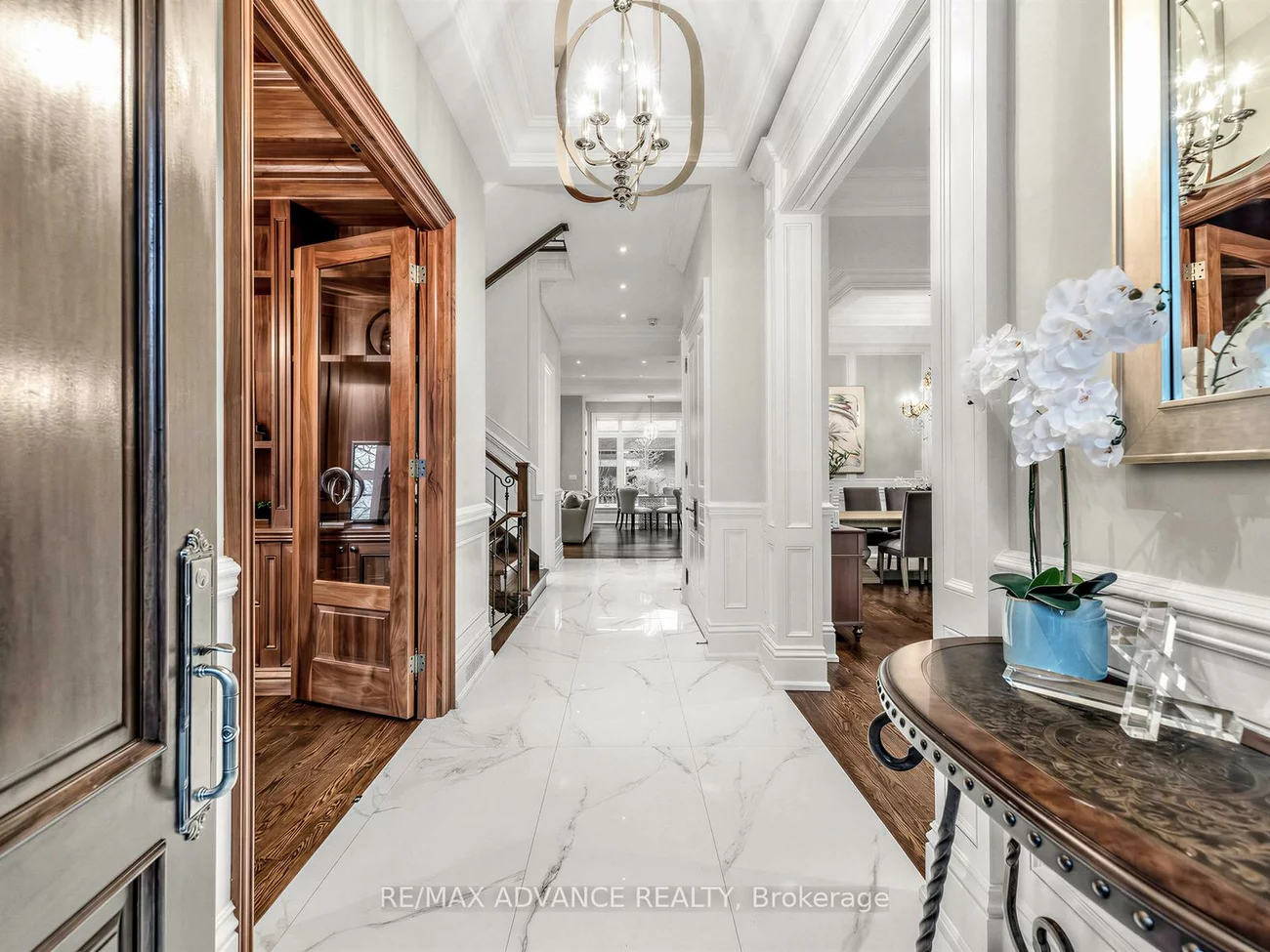 5, Lloydminster, Newtonbrook East, Toronto