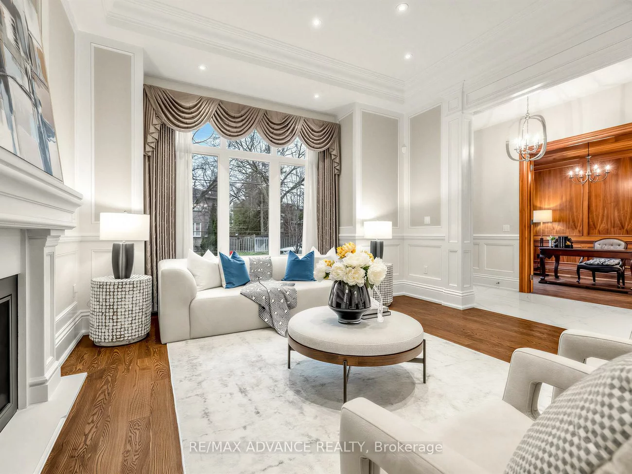 5, Lloydminster, Newtonbrook East, Toronto