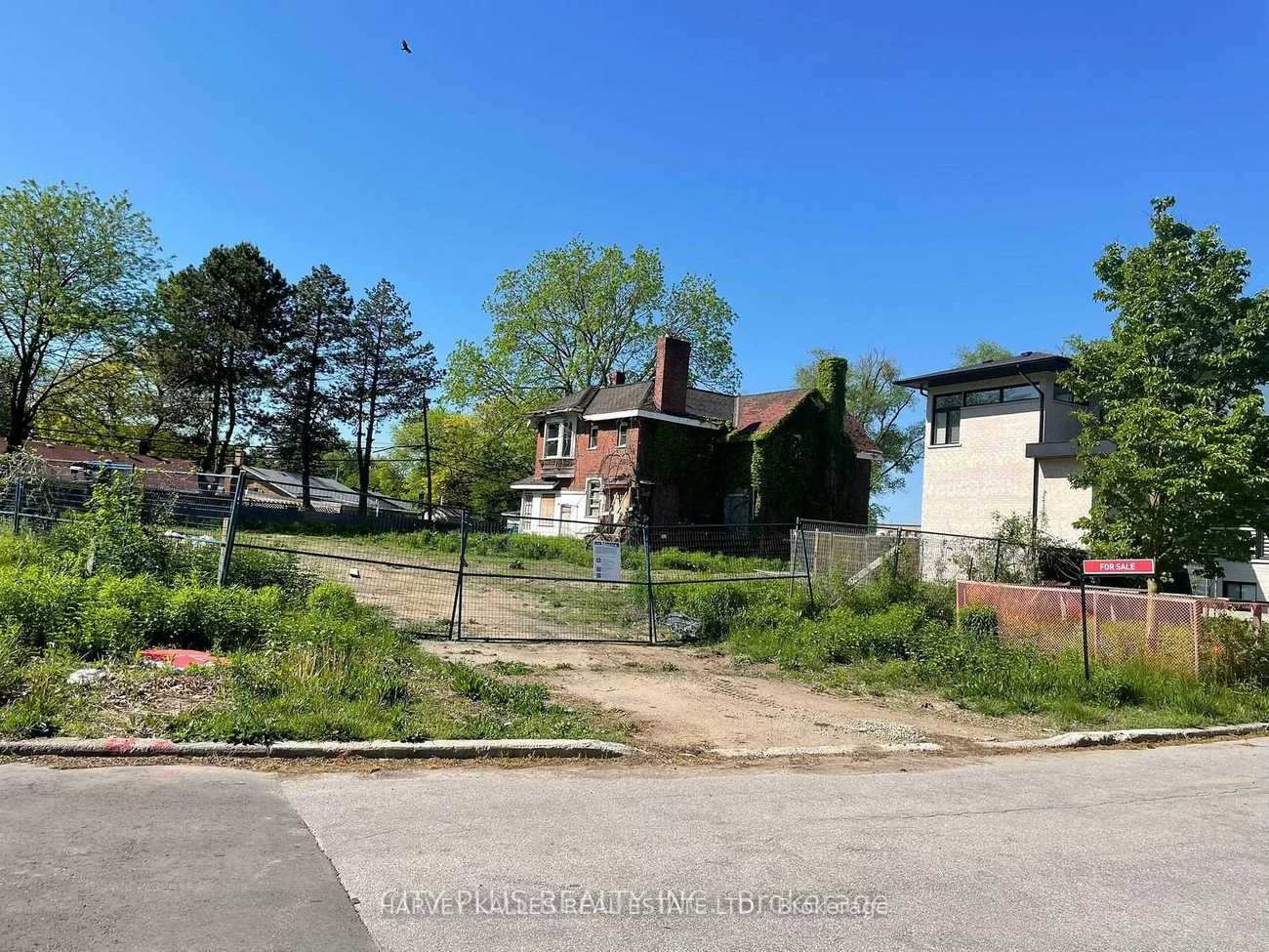 20, Legato, Banbury-Don Mills, Toronto