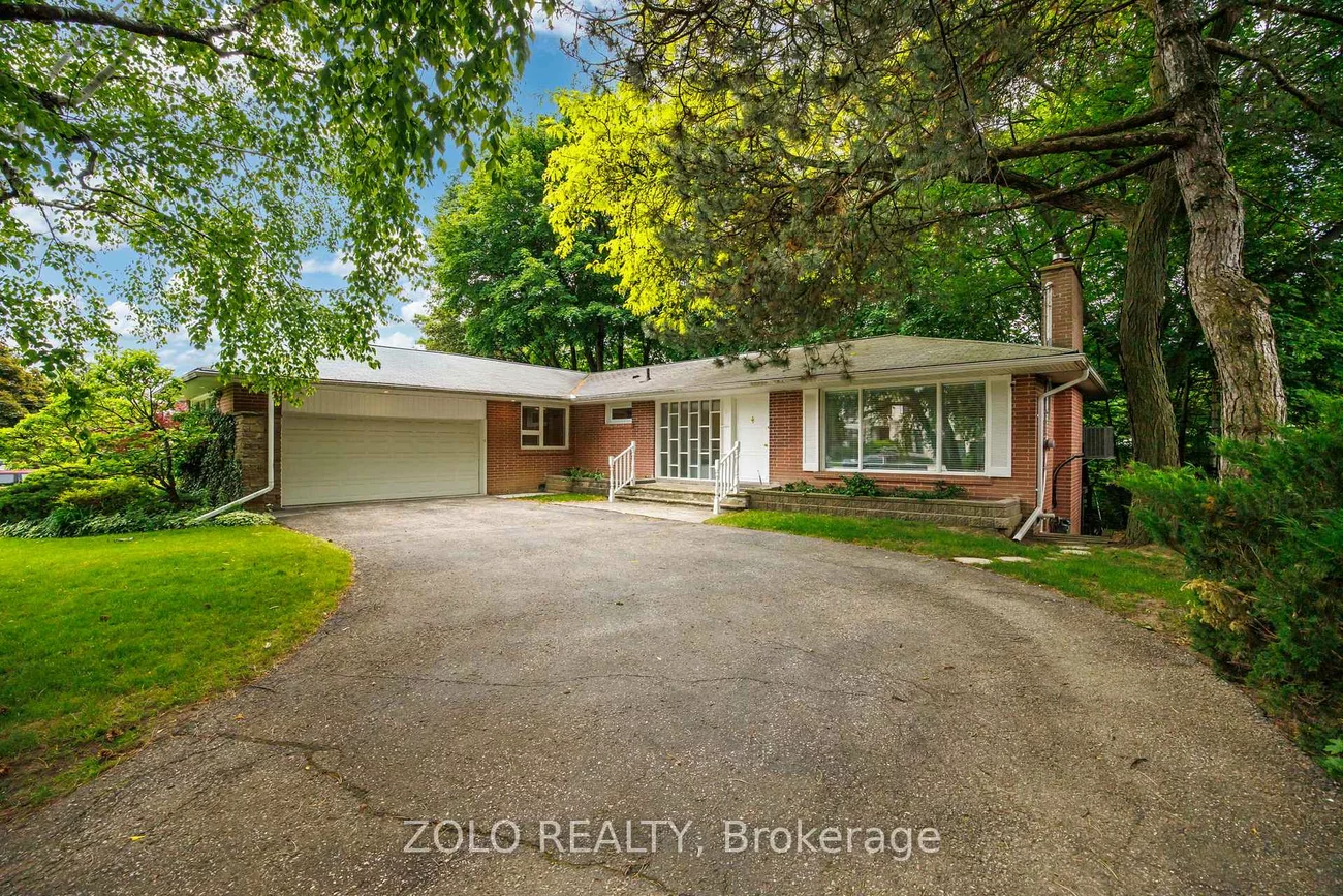 17, Hi Mount, Bayview Village, Toronto
