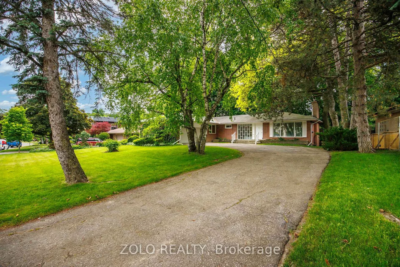 17, Hi Mount, Bayview Village, Toronto