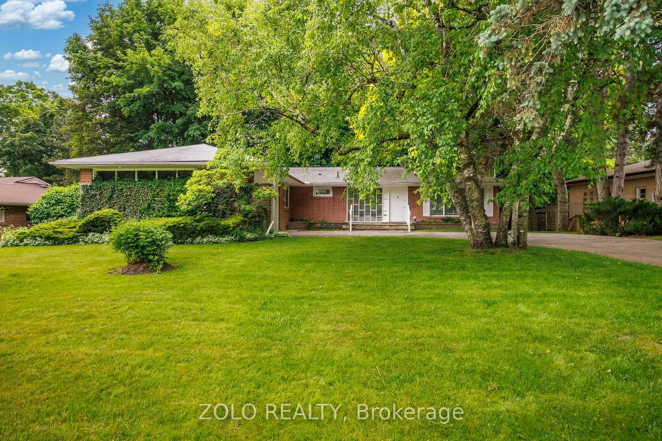17, Hi Mount, Bayview Village, Toronto