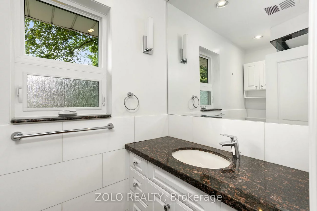 17, Hi Mount, Bayview Village, Toronto