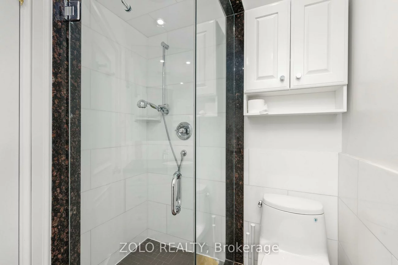 17, Hi Mount, Bayview Village, Toronto