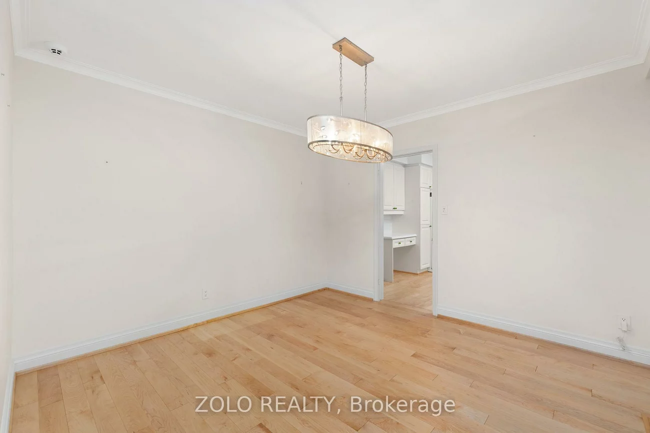 17, Hi Mount, Bayview Village, Toronto