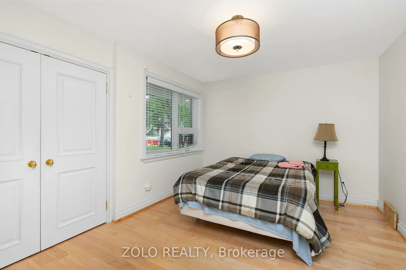 17, Hi Mount, Bayview Village, Toronto