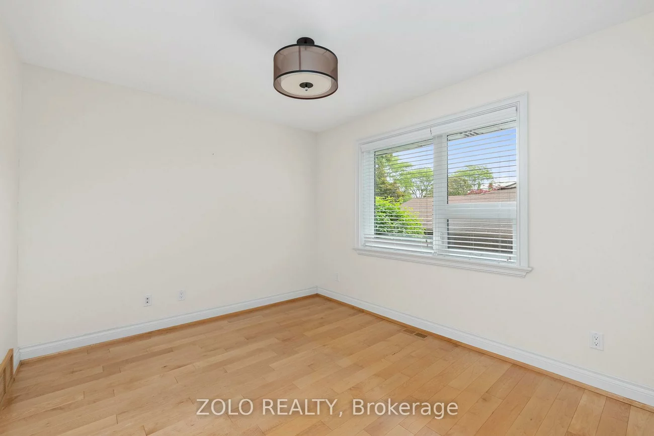 17, Hi Mount, Bayview Village, Toronto