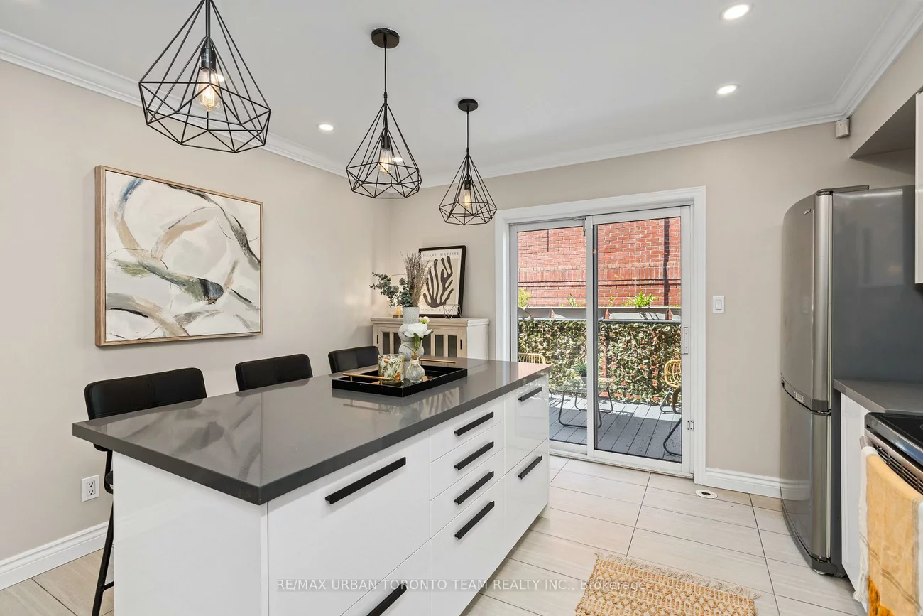 12, Old Primrose, Regent Park, Toronto