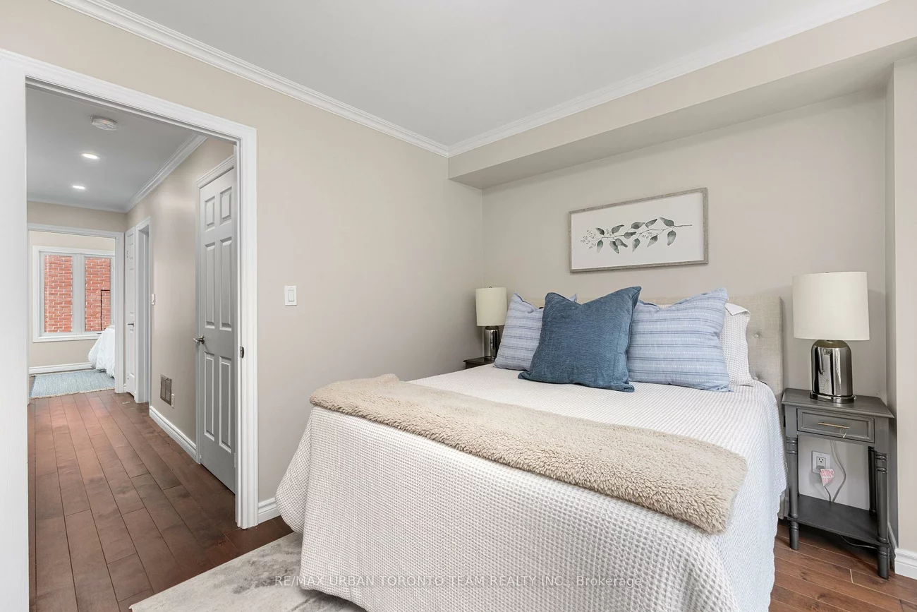 12, Old Primrose, Regent Park, Toronto