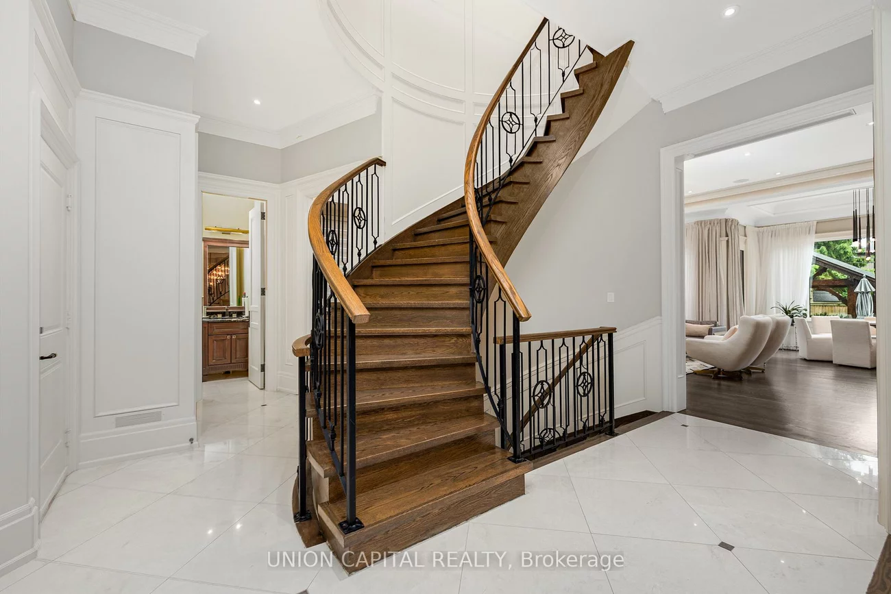 47, Bevdale, Willowdale West, Toronto