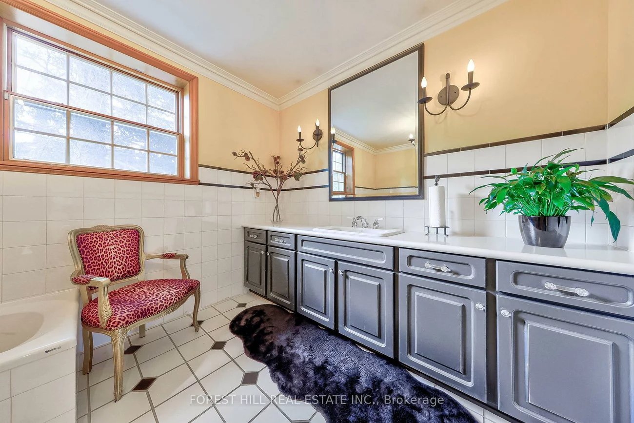 48, Grangemill, Banbury-Don Mills, Toronto