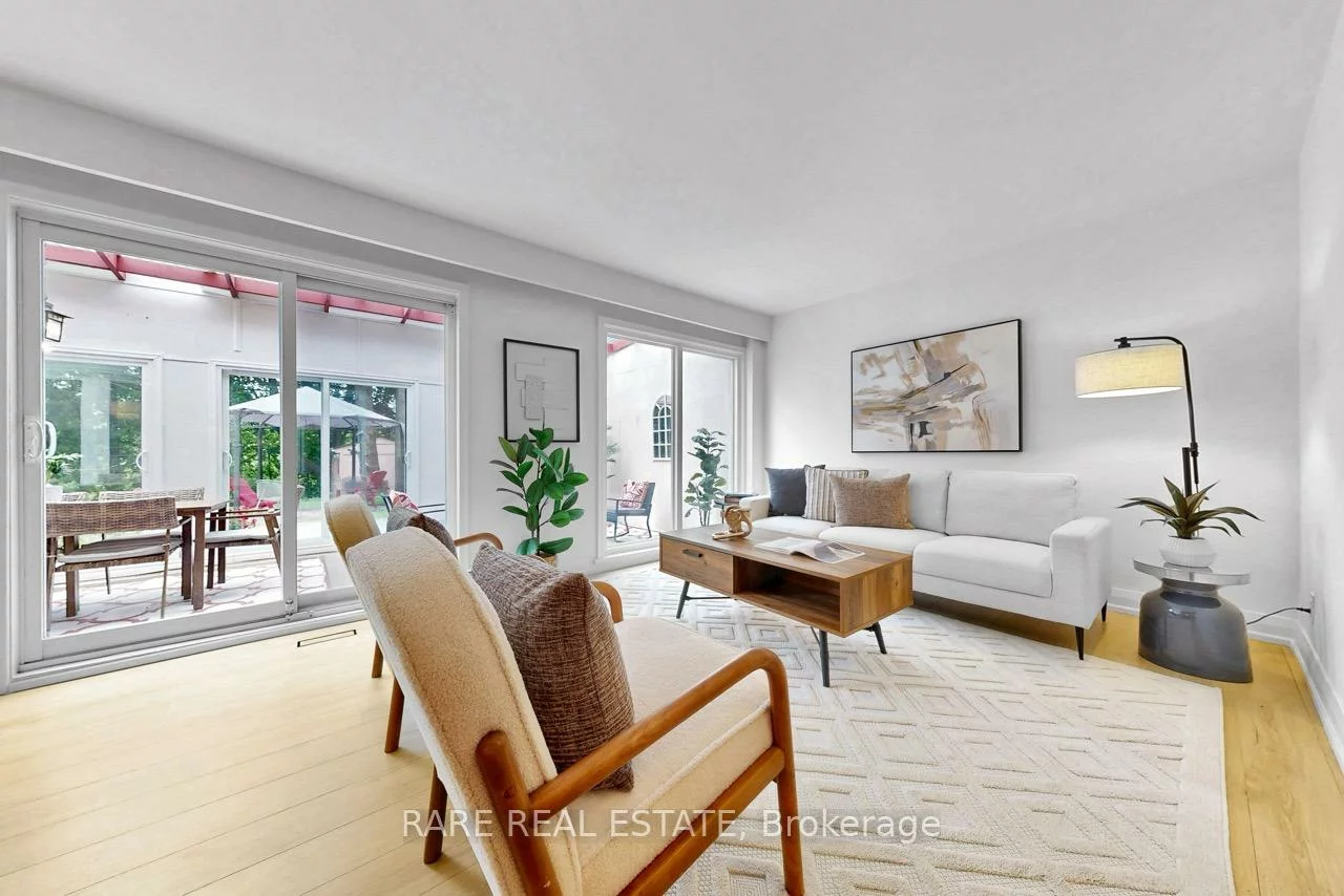 192, Three Valleys, Parkwoods-Donalda, Toronto
