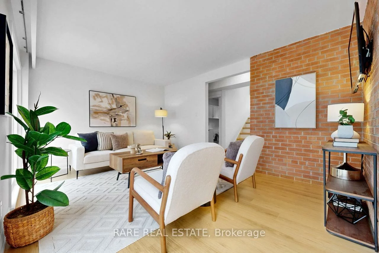 192, Three Valleys, Parkwoods-Donalda, Toronto