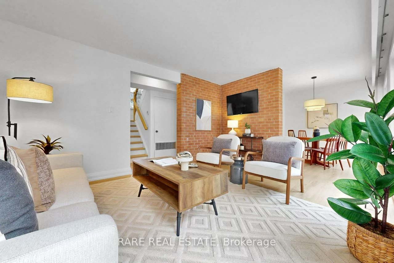 192, Three Valleys, Parkwoods-Donalda, Toronto