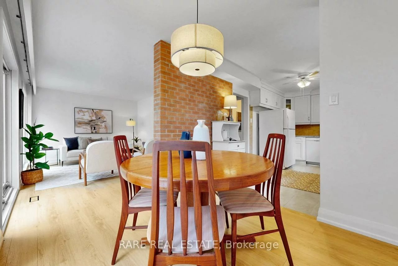 192, Three Valleys, Parkwoods-Donalda, Toronto