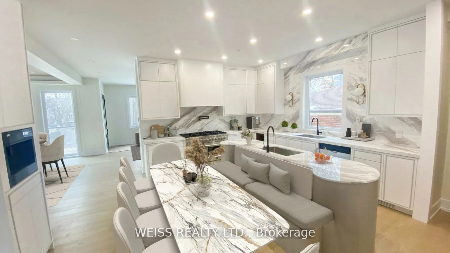 137, Bannockburn, Bedford Park-Nortown, Toronto