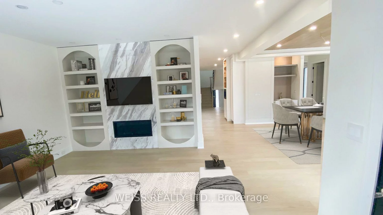 137, Bannockburn, Bedford Park-Nortown, Toronto