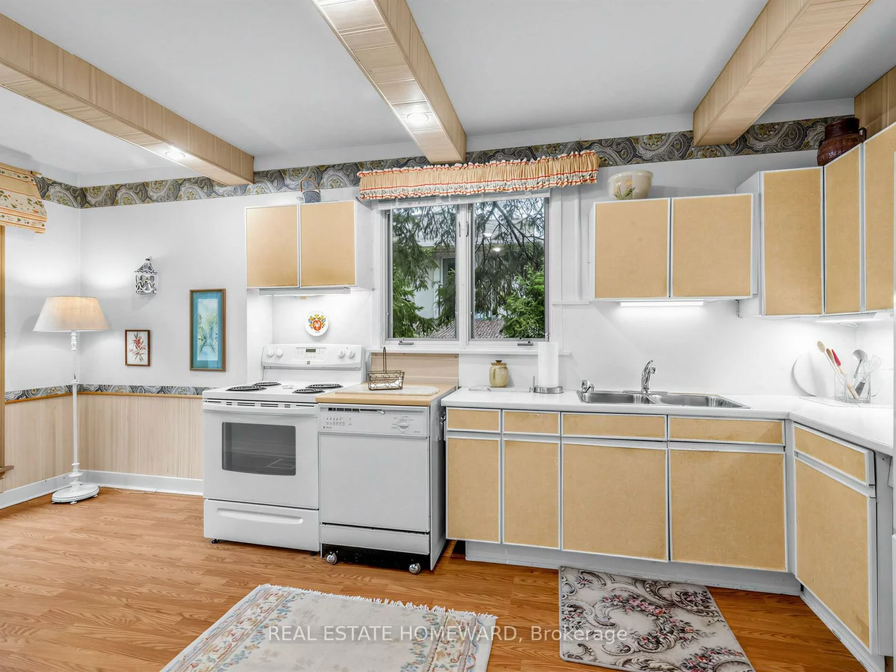 228, Pemberton, Newtonbrook East, Toronto