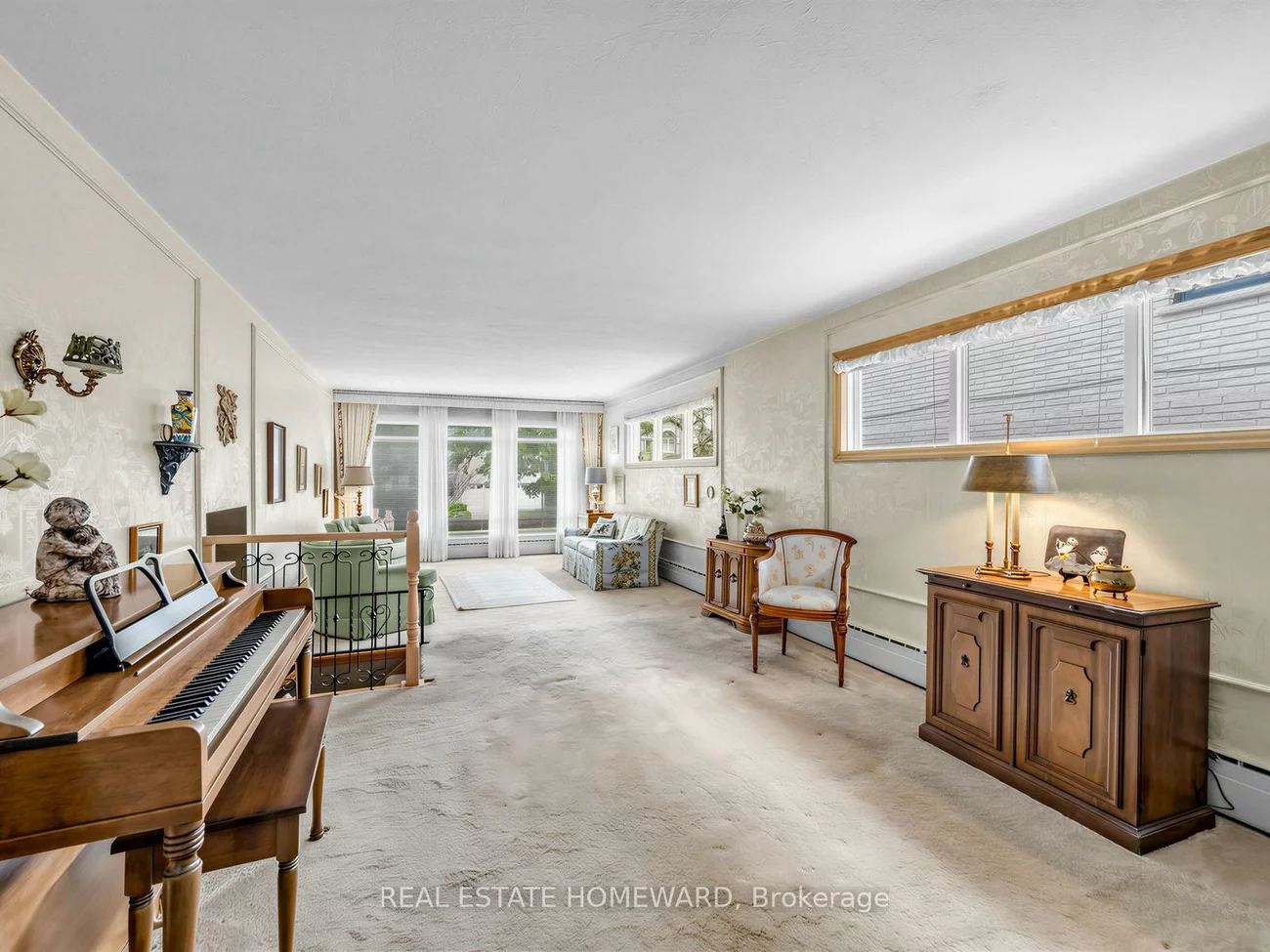 228, Pemberton, Newtonbrook East, Toronto