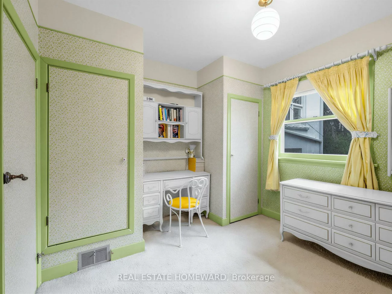 228, Pemberton, Newtonbrook East, Toronto