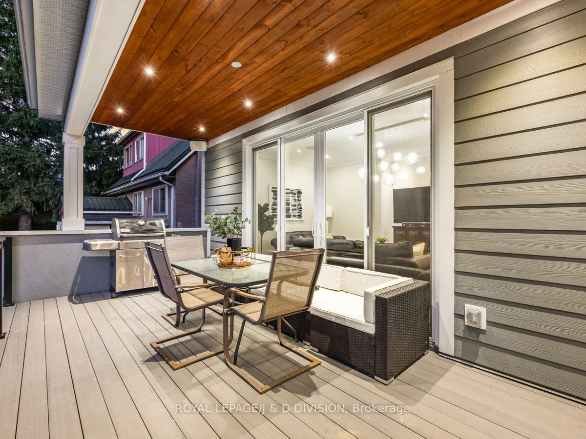 30, Broadleaf, Banbury-Don Mills, Toronto