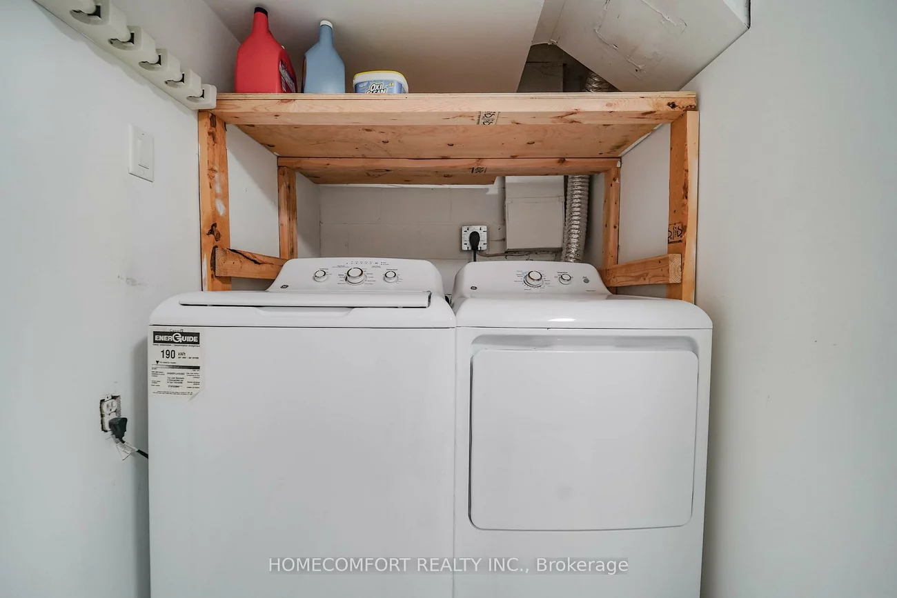 8, Topaz, Bayview Woods-Steeles, Toronto