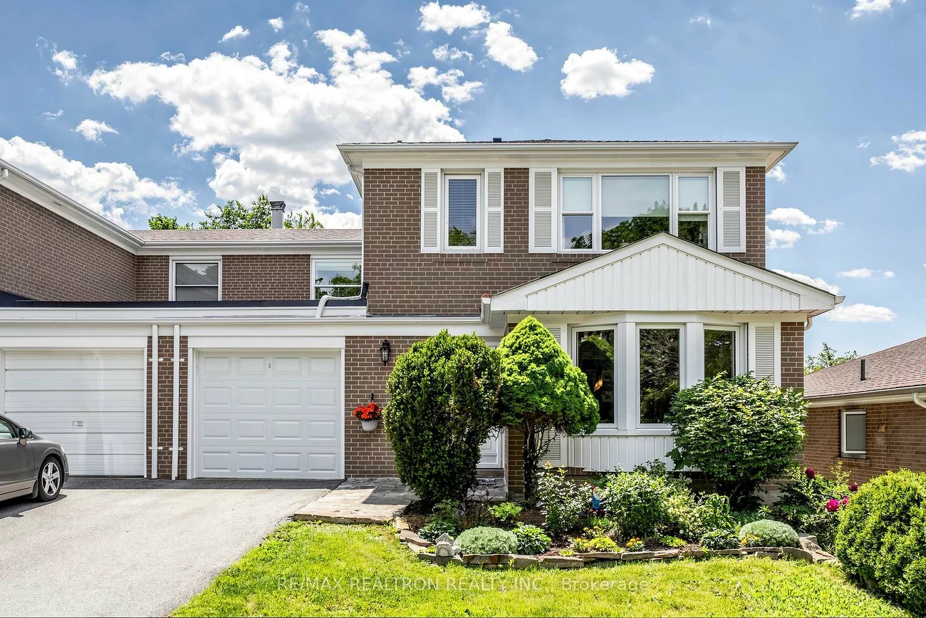 8, Cassandra, Parkwoods-Donalda, Toronto