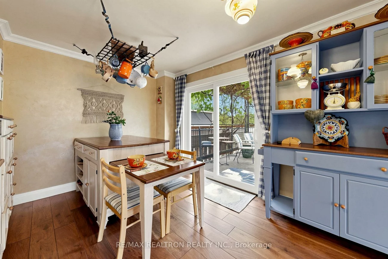 8, Cassandra, Parkwoods-Donalda, Toronto