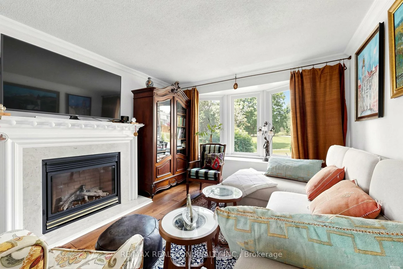 8, Cassandra, Parkwoods-Donalda, Toronto