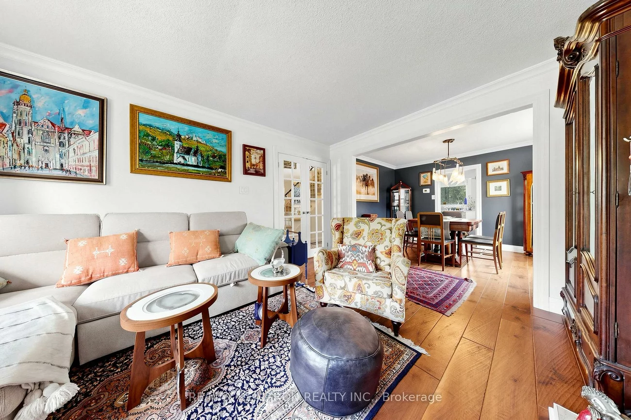 8, Cassandra, Parkwoods-Donalda, Toronto