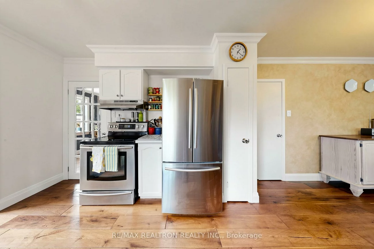 8, Cassandra, Parkwoods-Donalda, Toronto
