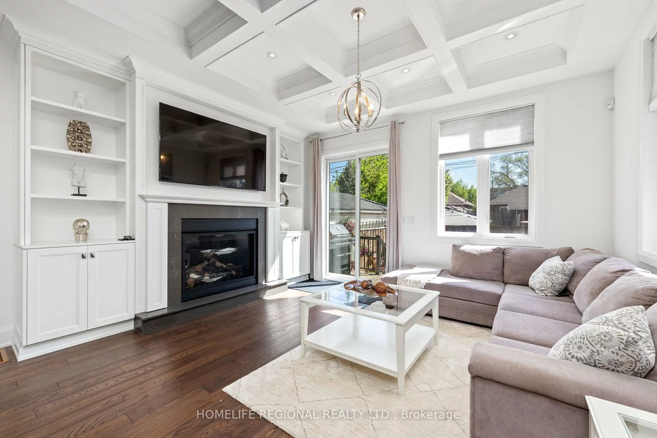 313, Robina, Oakwood Village, Toronto