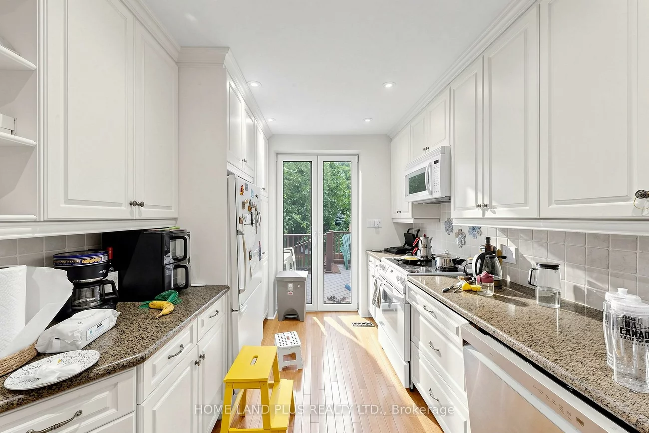 521, Hillsdale, Mount Pleasant East, Toronto