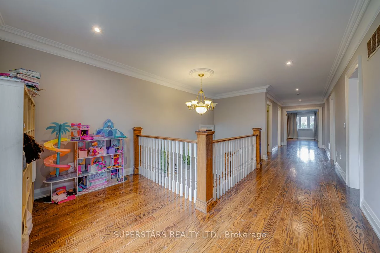 176, Homewood, Newtonbrook West, Toronto
