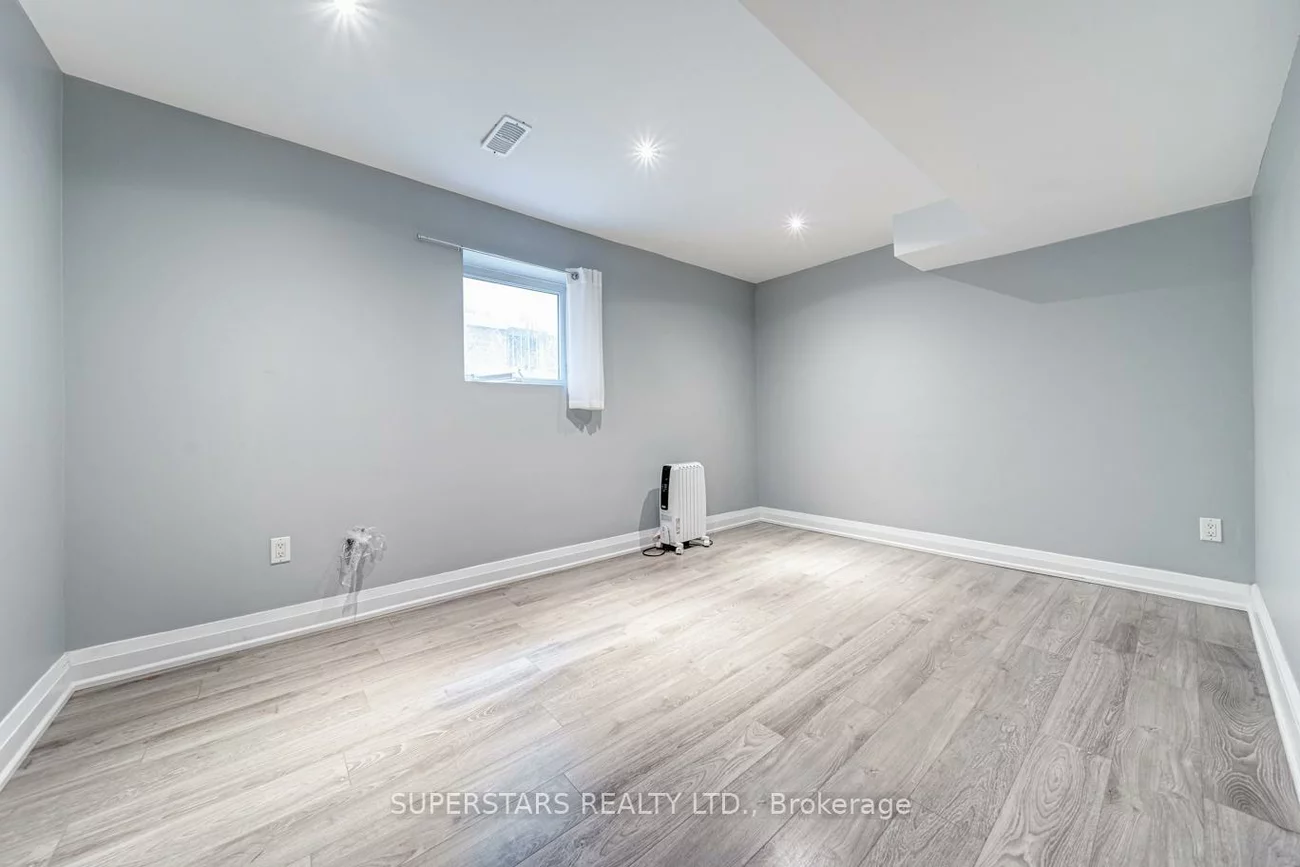 176, Homewood, Newtonbrook West, Toronto