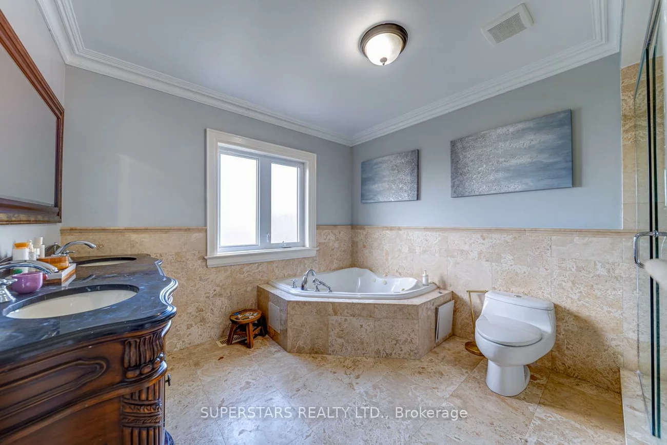 176, Homewood, Newtonbrook West, Toronto