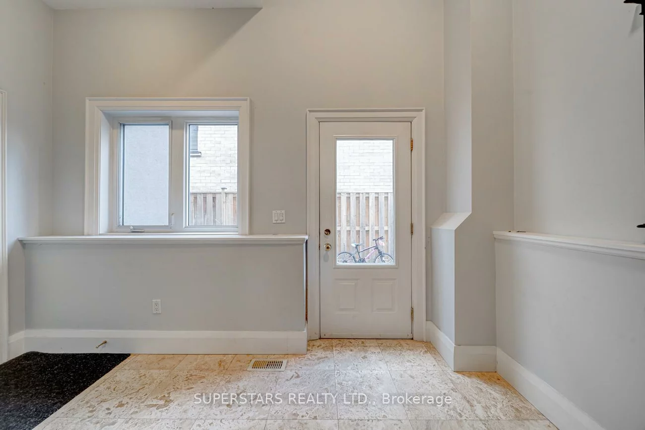 176, Homewood, Newtonbrook West, Toronto