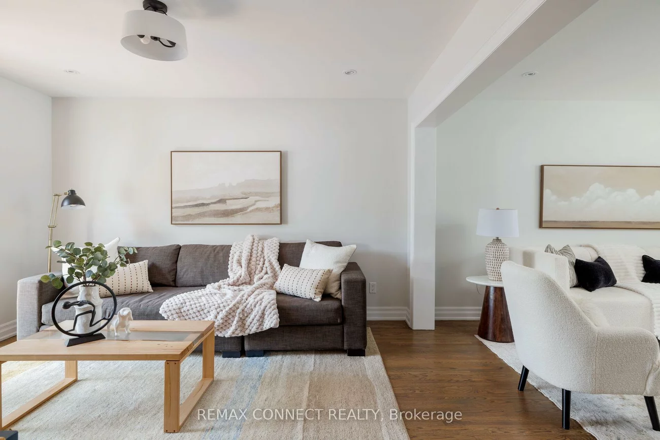 52, Angus, Don Valley Village, Toronto