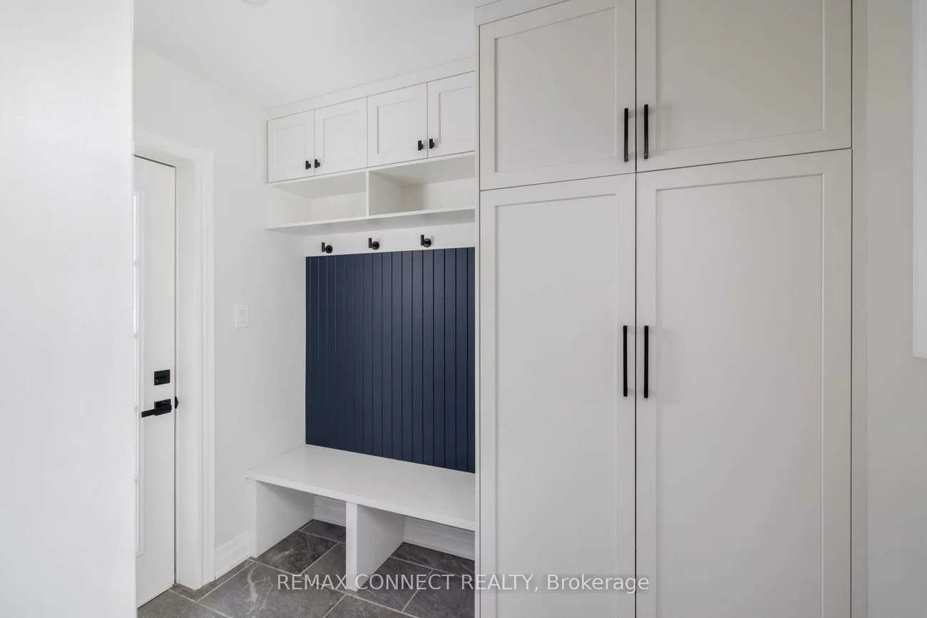 52, Angus, Don Valley Village, Toronto