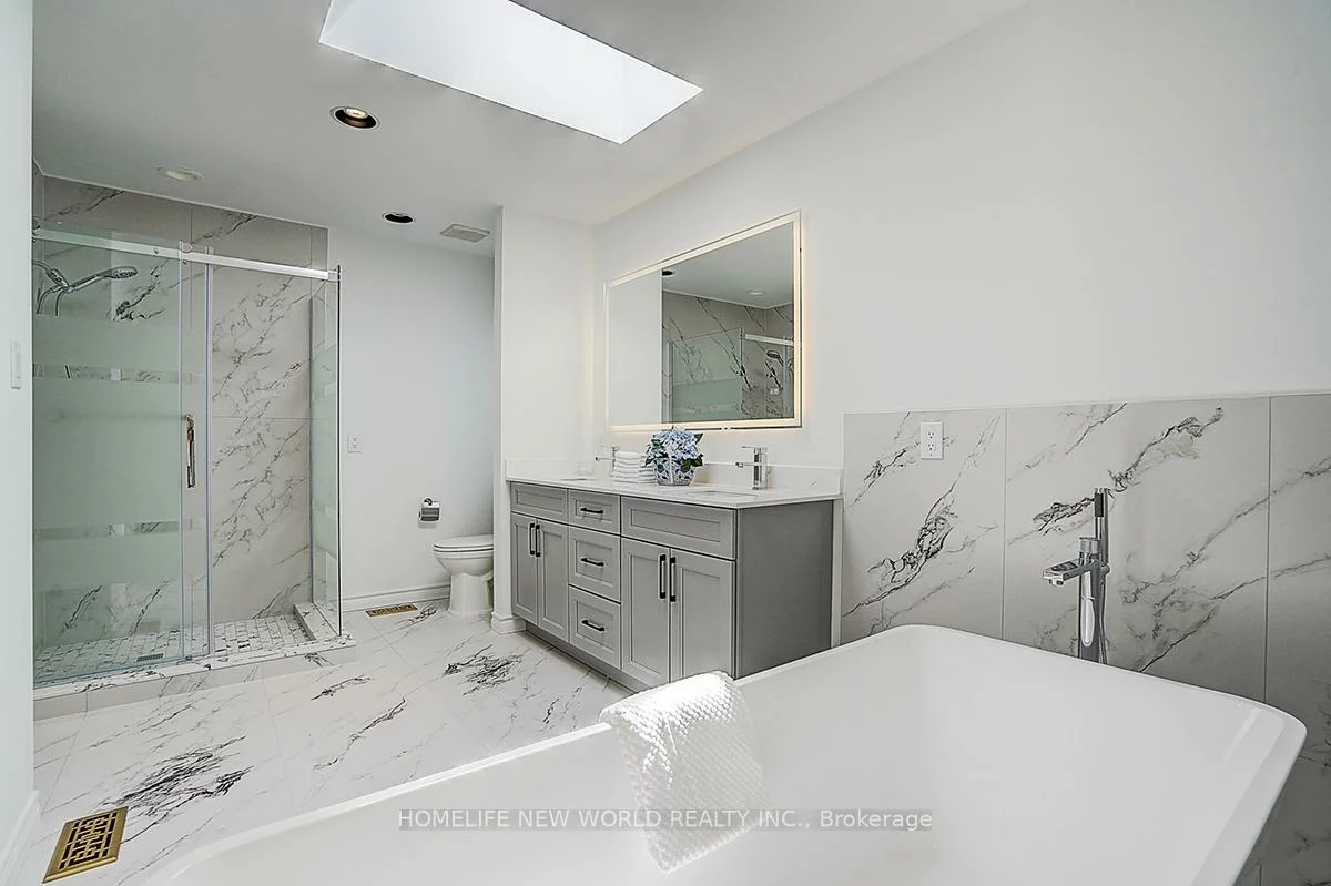 594, Woburn, Bedford Park-Nortown, Toronto