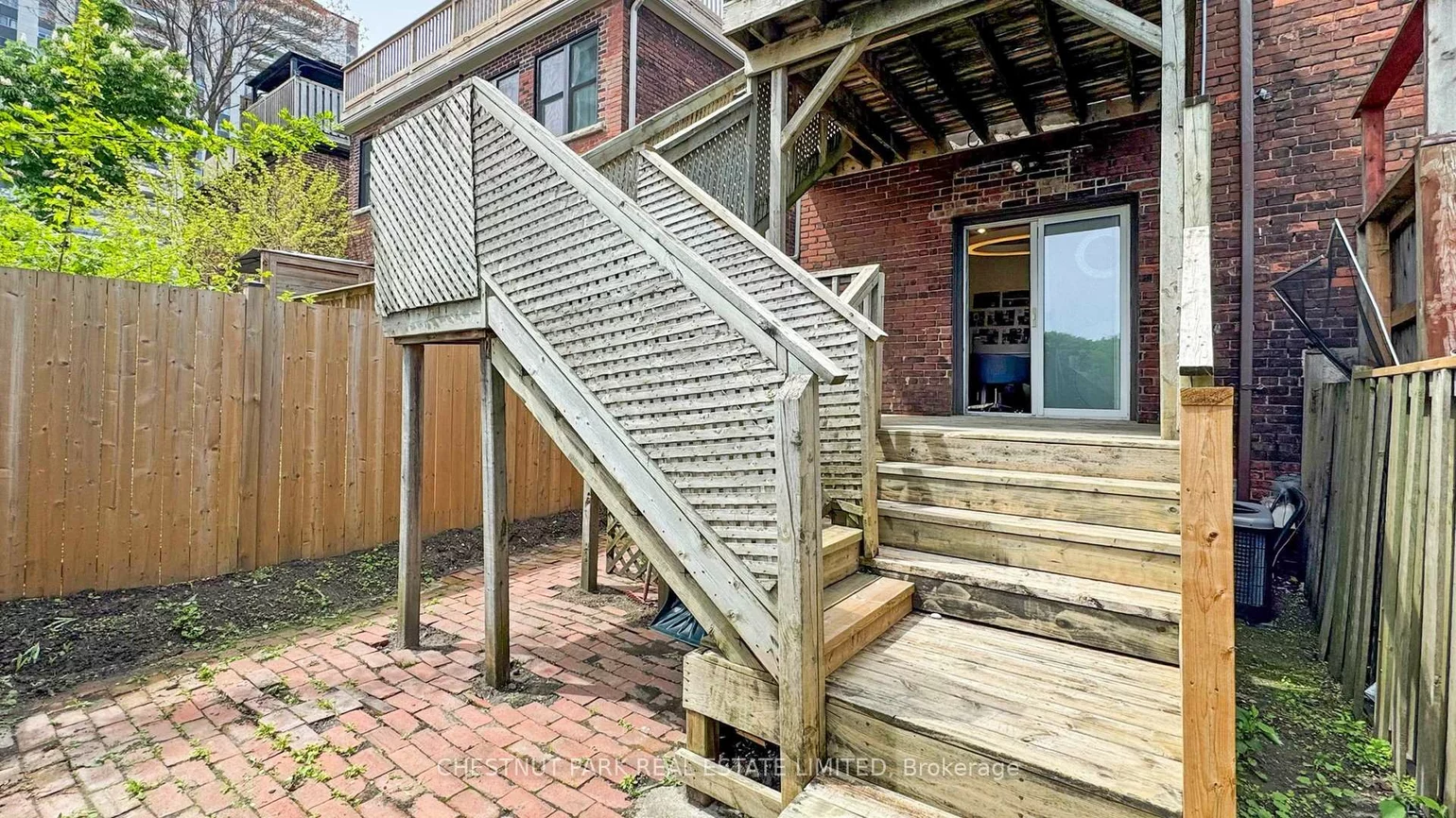 9, Edgedale, North St. James Town, Toronto