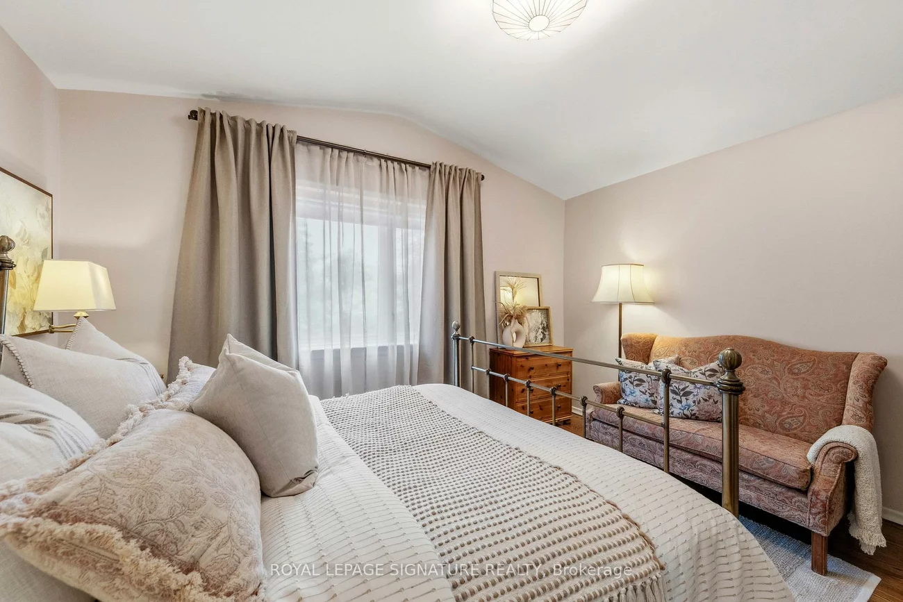 29, Farmcote, Banbury-Don Mills, Toronto