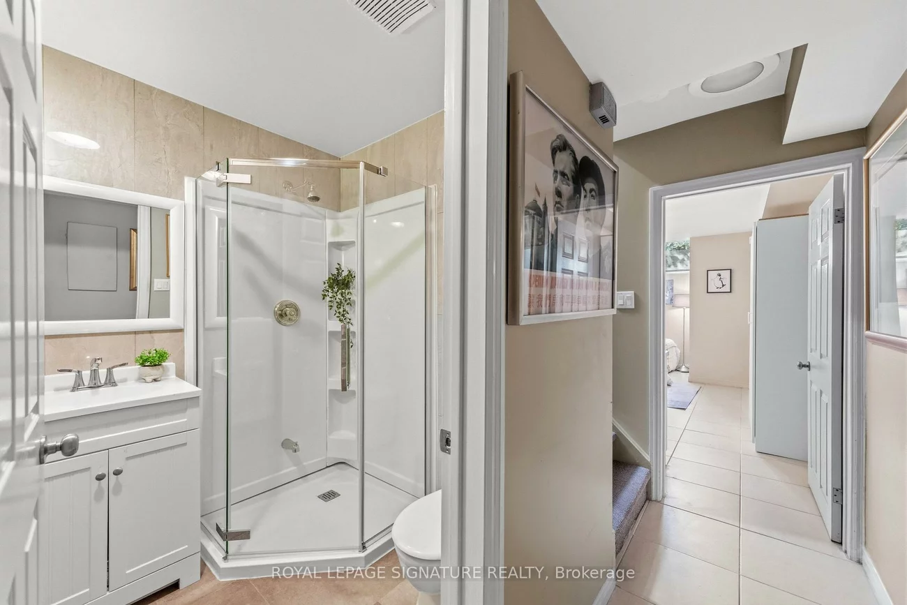 29, Farmcote, Banbury-Don Mills, Toronto