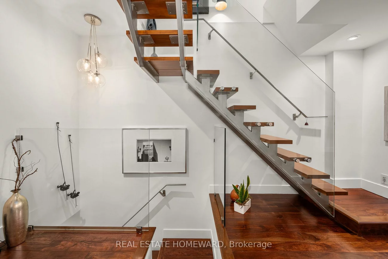157, Ranleigh, Lawrence Park North, Toronto