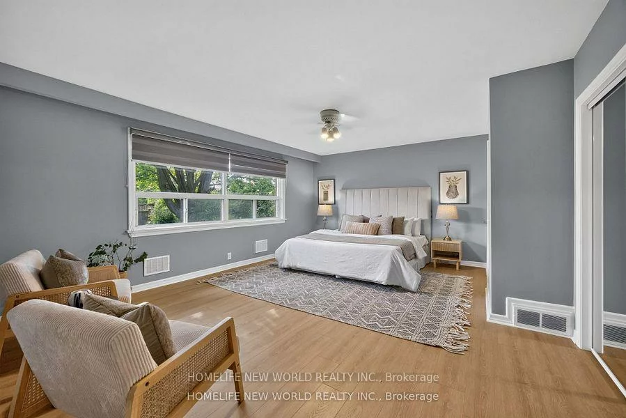 203, Goddard, Bathurst Manor, Toronto